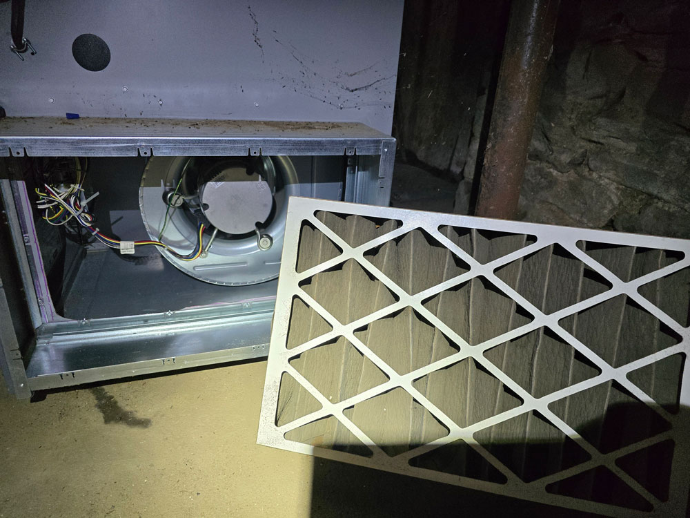 furnace filter cleaning